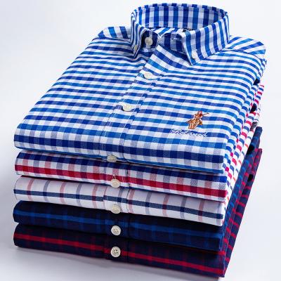 China Anti-pilling 2020 New Spring Oxford Fashionable Embroidered Plaid Shirts for sale