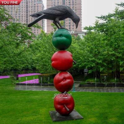 China Square Decoration China Outdoor Garden Bronze Apple And Bird Bronze Sculpture for sale