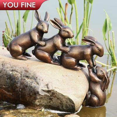 China Europe Garden Outdoor Decorative Bronze Rabbit Sculpture Animal Bronze Statue for sale