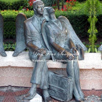 China Europe Garden Outdoor Mount Bronze Sitting Angel Couple Sculpture Metal Modern Urban Statue for sale