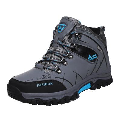 China New Outdoor Casual Mmen Breathable Shoes Fashion Mens Boots Winter Plush Mountaineering Boots for sale