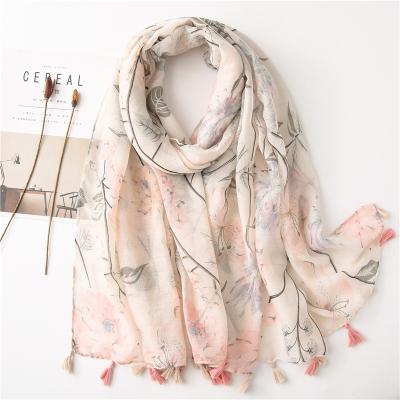 China Fashion European American Factories Flower Style Print Scarf Cotton Canvas Scarf With Tassel for sale