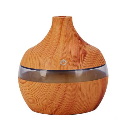 China 300ML 7 Color Portable Change Wood Design Car USB Rechargeable Humidifier for sale