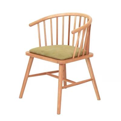 China Revolving Furniture Restaurant Dining Room Wooden Natural Wood Color Dining Chair for sale