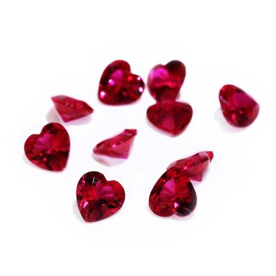 China Zuanhui Gem Price 5# Ruby Red Color Polished Corundum Color Change Createdgems Synthetic Love Gift Heart Shape Stones Lab Custom Jewelry for sale