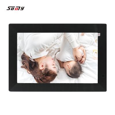 China Share Pics Somy Videos 10 Inch Wifi Photo Frame With Multifunctional Frameo App Share Picture By Mobile Phone Email Digital Frame for sale