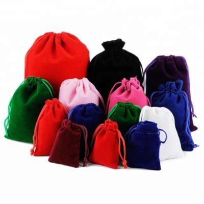 China Wholesale 9x12cm Recyclable Colorful Velvet Jewelry Pouch Drawstring Bracelet Jewelry Bag for sale