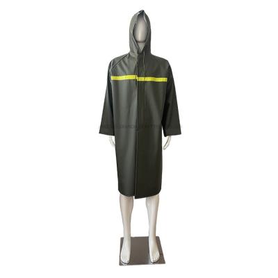 China 100% PVC Long Rainwear Polyester Raincoats Reflective Stripe Hooded Raincoat Green For Adult for sale