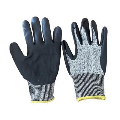 China Durable Cutproof Construction Level 5 Protective Nitrile Coating HPPE Safety Working Gloves for sale