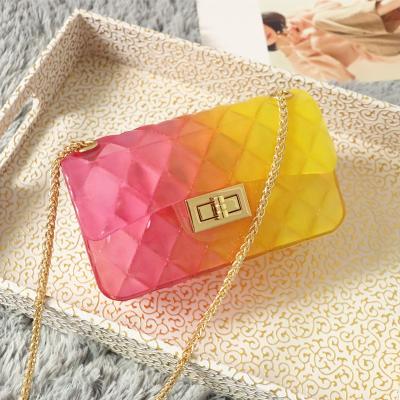 China Small Chain Ladies Bags Kids Jelly Gradient Color Ladies Freeze Transparent PVC Mini Crosdbody Bag for sale