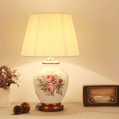 China Chinese style white flower ceramic Table Lamps Fashion table lamp ceramic(WH-MTB-120) for sale