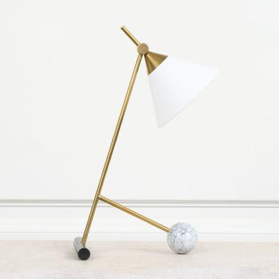 China simple metal desk lamp northern Europe postmodern Cleo Table Lamp(WH-MTB-198) for sale