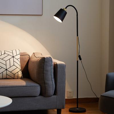 China Nordic White Black Wood Color Floor Lamp Modern E27 Floor Lamps Standing Simple led corner floor lamp(WH-MFL-23) for sale