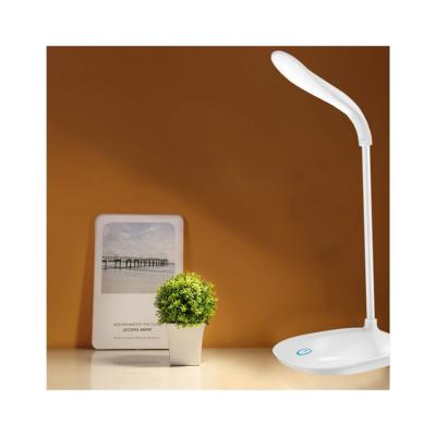 China Functions Factory Hot Sale Battery Life Simplicity Study Lighting Long Touch Led Screen Lights Hanging Desk Lamp for sale