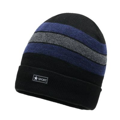 China Cheap Plain Autumn Winter Acrylic Knit Hat Fashion Solid Sports Men's Beanies Striped Hot Style Cloth Piece Pattern Design for sale