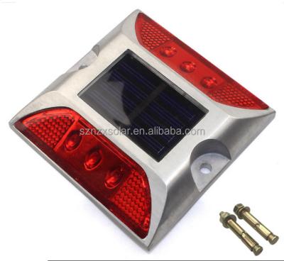 China Road Dock Driveway Stud Driveway Solar Marker Traffic Lights IP65 LED Waterproof Outdoor Safety Warning Warning Light for sale