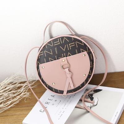 China ENGLAND STYLE 2021 new version contrast version autumn Korean summer round shoulder women's mobile bag launched during printed for sale