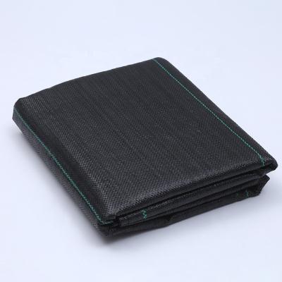 China Plastic Ground Cover Agricultural Weed Control Fabric Mat With PP Woven Nonwoven Net for sale