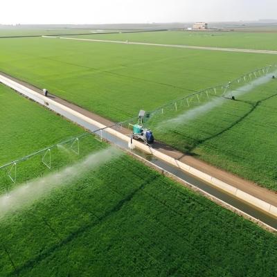 China Advanced Agriculture Water-Saving Linear Move Center Pivot Lateral Towing System for Movable Irrigation for sale