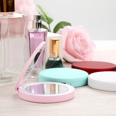 China Factory price lighted makeup protable led mirror with light vanity mirror with lights led handheld pocket mirror for sale