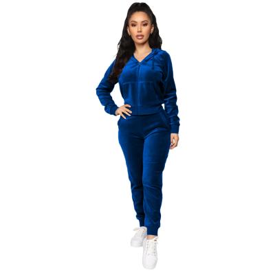 China QUICK DRY fitness wears women velvet fabric tracksuit ladies gym equipment fashion suits women high quality sweatsuit for sale