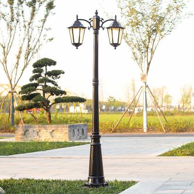 China European style professional manufacture cast iron villa hotel street outdoor antique garden gate lighting for sale