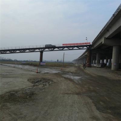 China Puente colgante pintado superficie del GB 450 Bailey, puente de acero temporal modular en venta