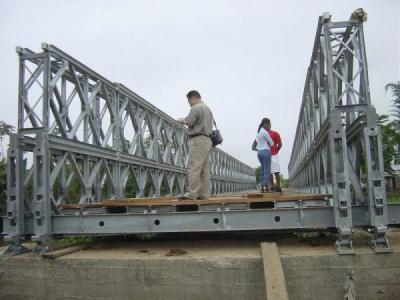 Chine La densité double dactylographient le pont à voie unique, pont rigide modulaire de cadre avec la plate-forme en acier à vendre