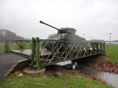 China Fast Launching Steel Truss Bridge Emergency Use Military Mobile Bridge for sale