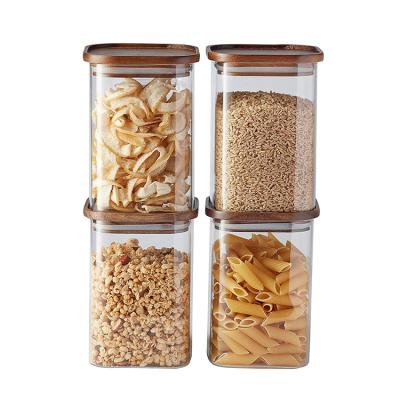 China CLASSIC Stackable Food Storage Containers Square Glass Spice Jar Set Glass Jar With Wooden Lid for sale