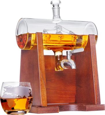 China CLASSIC Whiskey Decanter Glass Decanter Set with 2 Globe Whiskey Glasses for sale