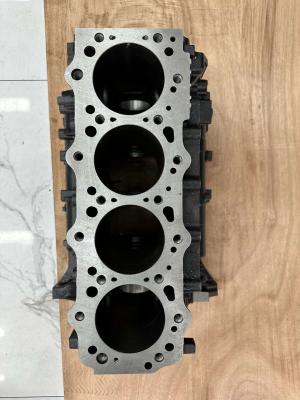 China ME200977 Aluminum Cylinder Block Mitsubishi 4m40 Engine Block for sale