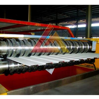 China Hotels Latest Design Shutter Door Forming Machine Industrial Iron Rolling Slat Cold Machinery Roller for sale