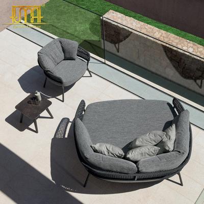 China Modern Patio Furniture Outdoor Used Round Rattan Rope Daybed for sale