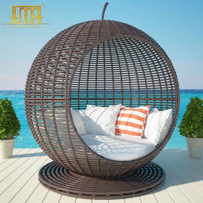 China Modern Modern Furniture Apple Shape Wicker Daybed Rattan Daybed for sale