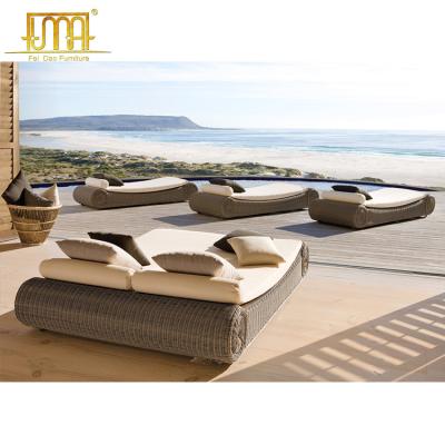 China Modern Rattan Swimming Pool Wicker Garden Furniture Sun Sofa For Beach Pool for sale