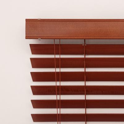 China New Fashionable Sustainable Style Eco-Friendly Cedar Wood Venetian Blinds Red for sale