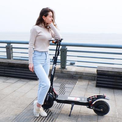 China High Quality Adult Electric Scooetrs Electric Scooter 11inch Motor Off Road 2000W Best Selling Unisex Double Tire Wholesale for sale