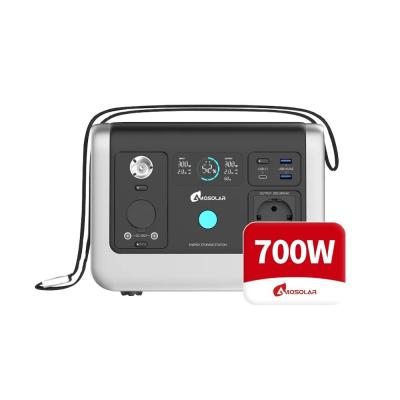 Cina Centrale elettrica portatile 500w 700w 1500w 2400W Sistema di energia solare Lifepo4 per esterni in vendita