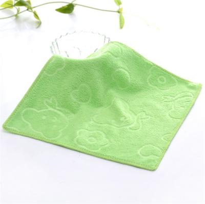 China 2020 New Products Embossed Cloth Glass Disposable Microfiber Hand Towel Microfiber Cleaning Cloth for sale