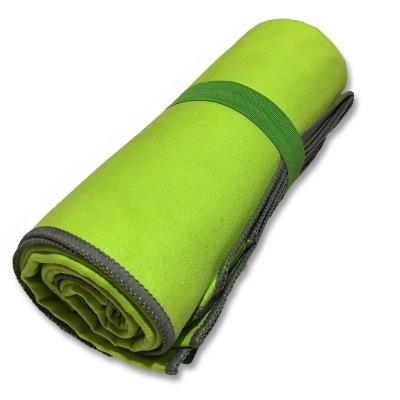 China QUICK DRY Large Size 200gsm Microfiber Gym Sport Towel With Zipper Pocket for sale