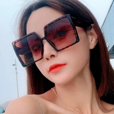 China Fashion Sunglasses 2020 Hottest Selling Fashion Big Frame Sunglasses UV400 Luxury Oversized Square Sunglasses Men Women for sale