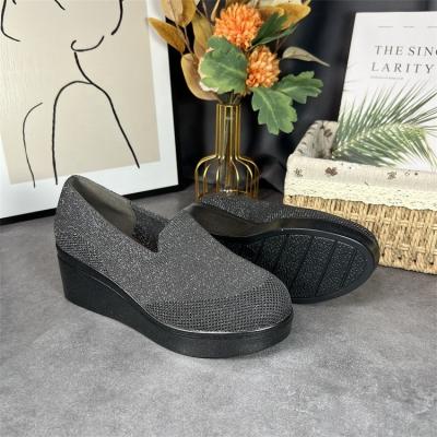 China Lightweight Plus Size Stylish Women Wedge Shoes Sandals (Old) Casual Shoes For Hospital for sale