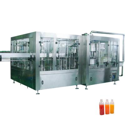 Chine Machine d'embouteillage de 4000 BPH Monoblock à vendre