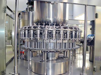 China Embotelladora automatizada 30000 BPH en venta