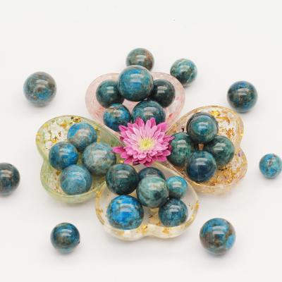 China China Wholesale 15-30mm Natural Apatite Crystal Small Ball Hand Craft High Quality Sphere For Decoration for sale