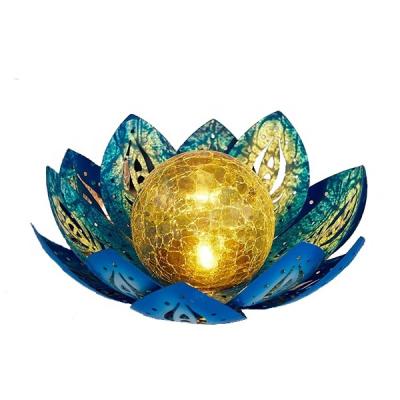 China Garden/Hotel/Wedding/Garden Decoration Lotus Crack Globe Outdoor Waterproof Glass Led Solar Metal Flower Light for sale