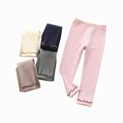 China Girls breathable pants slimming 2022 spring/Korean version new foreign style cotton baby wearing gaiters summer casual pants for sale