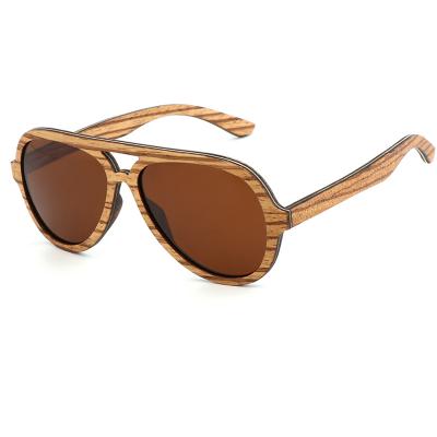 China Fashion Sunglasses New Design Stylish Sunglasses Skateboard Lightly Wooden Frame Fashionable Aviation Sunglasses for sale