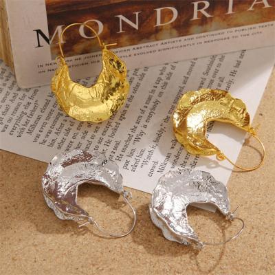 China Fashion Personality Fashion Geometric Matte Silver Geometric U Earrings Irregular Leaf Matte Gold Earrings For Women for sale